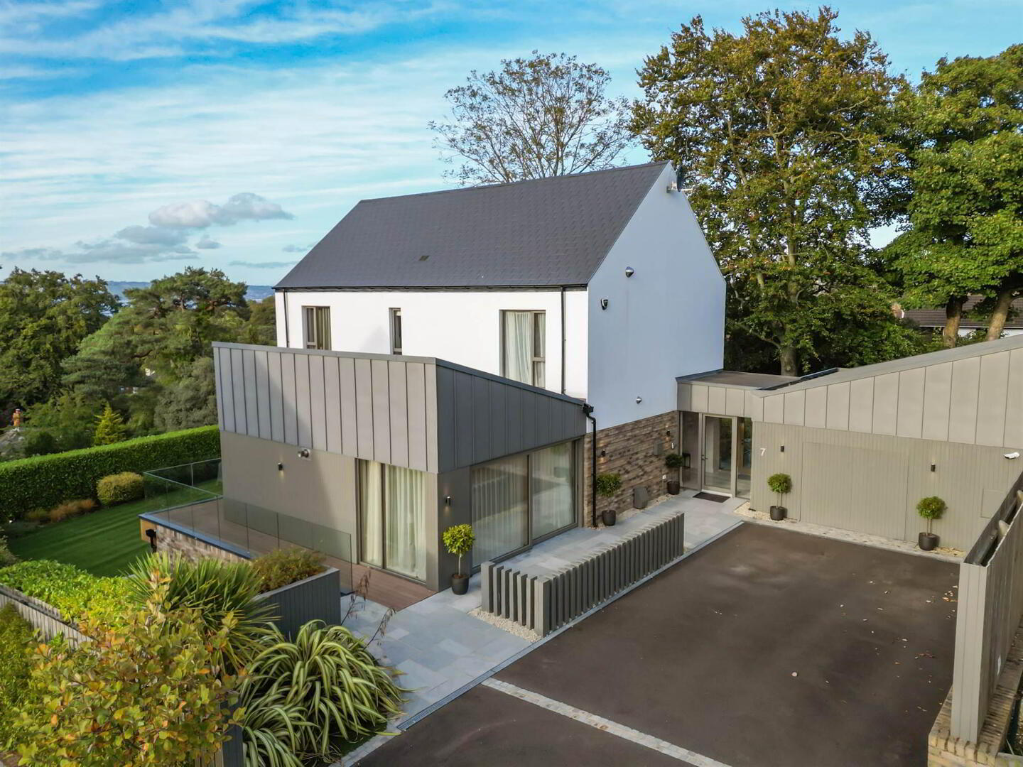 7 Twisel Brae Lane 4 of 70