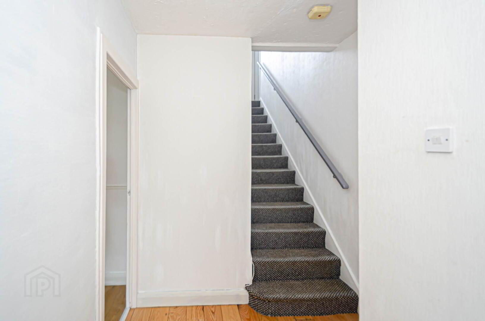 15 Trassey Close 3 of 23