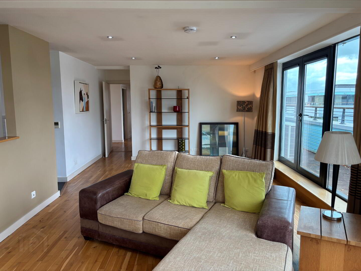 10a The Lime, Avenue 6 of 13