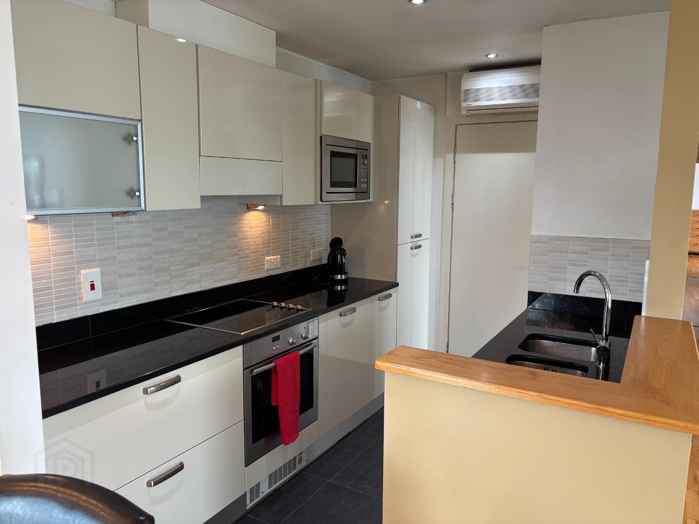 10a The Lime, Avenue 8 of 13