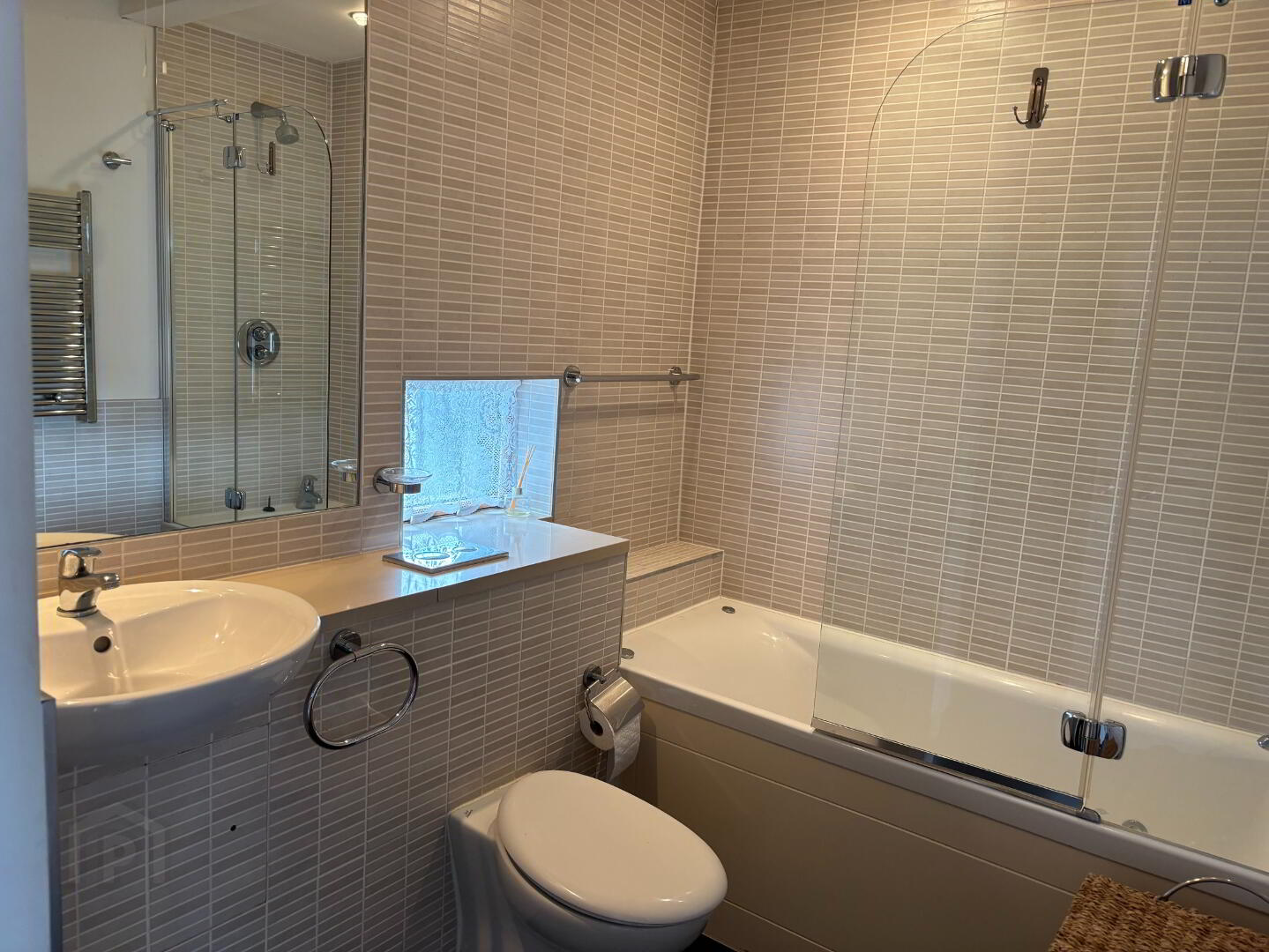 10a The Lime, Avenue 12 of 13