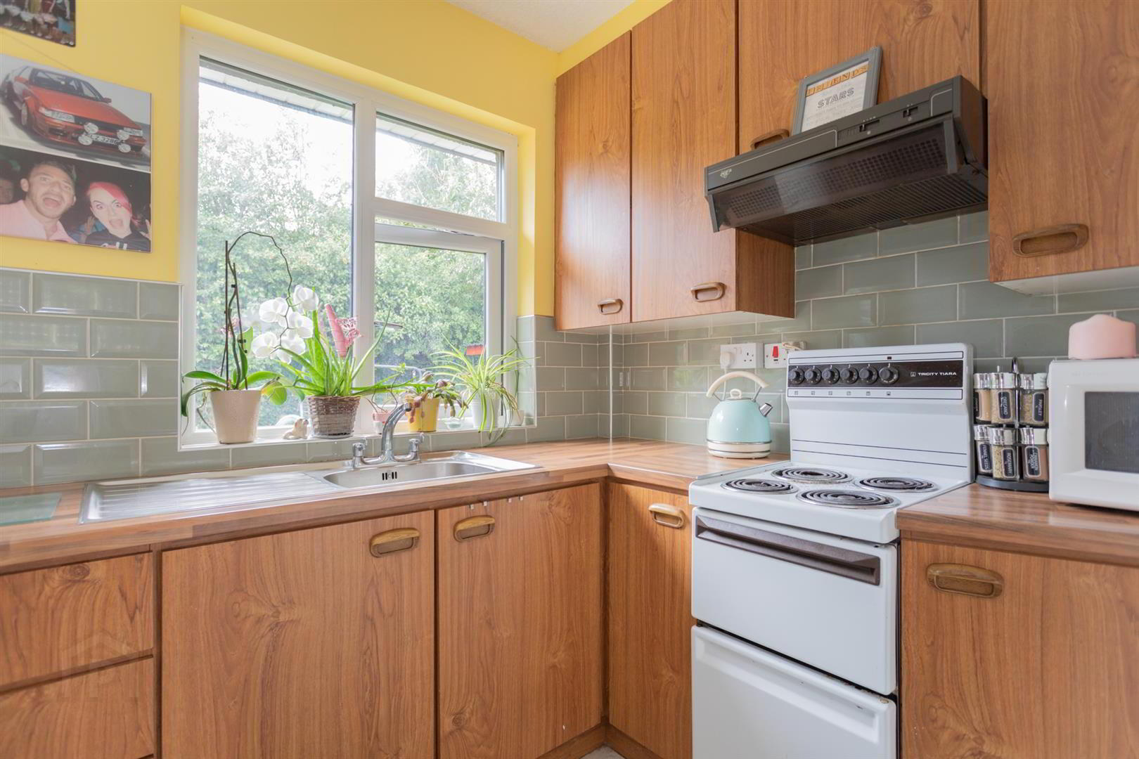 20 Railway Terrace 3 of 14