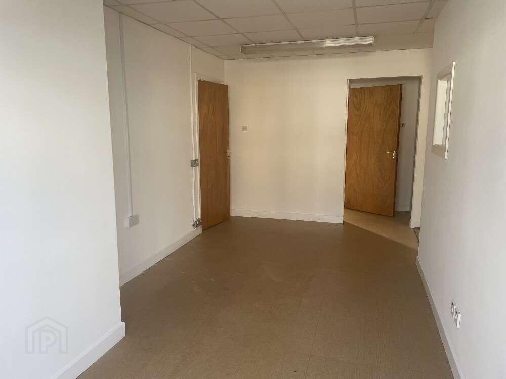Unit 1/2, Strand Street 2 of 8