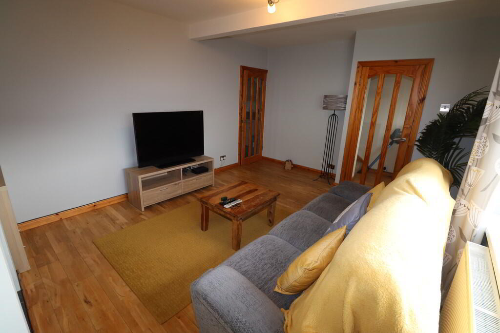 17 Princes Drive 4 of 22