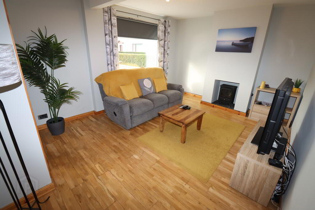 17 Princes Drive 3 of 22