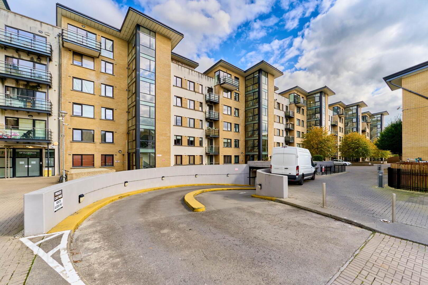 89 Academy Square, Block C 1 of 18