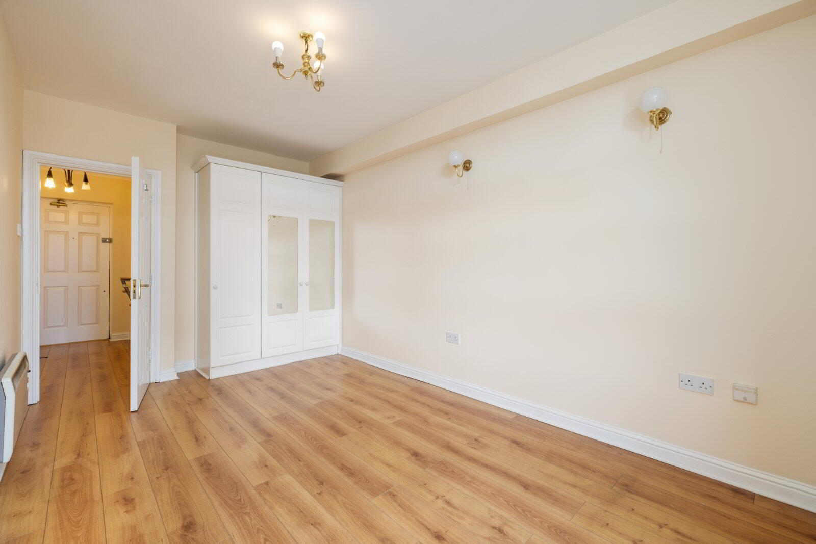 32 Georges Quay Apartments, 2 Georges Quay 5 of 8