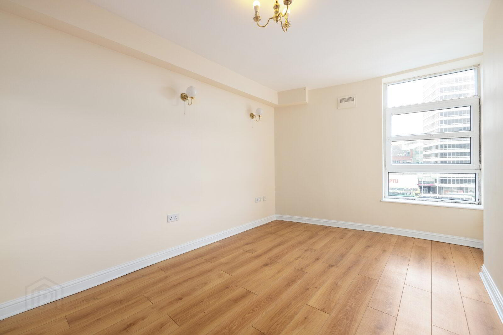 32 Georges Quay Apartments, 2 Georges Quay 6 of 8