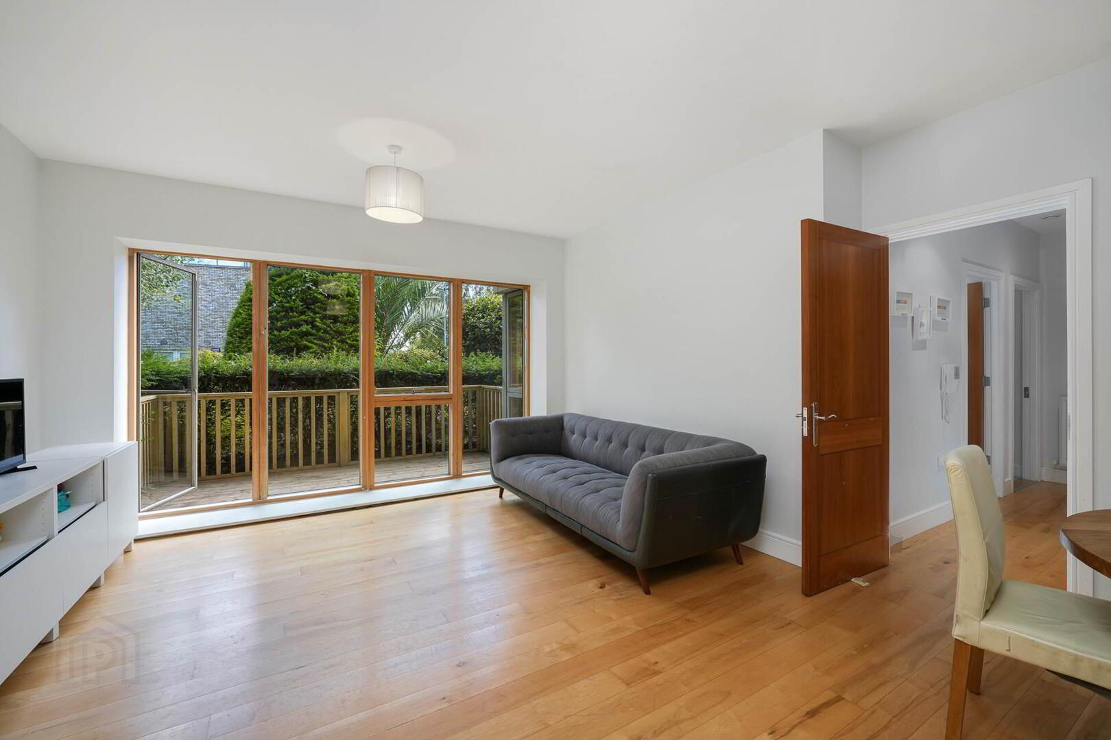 190 Beechwood Court 7 of 34
