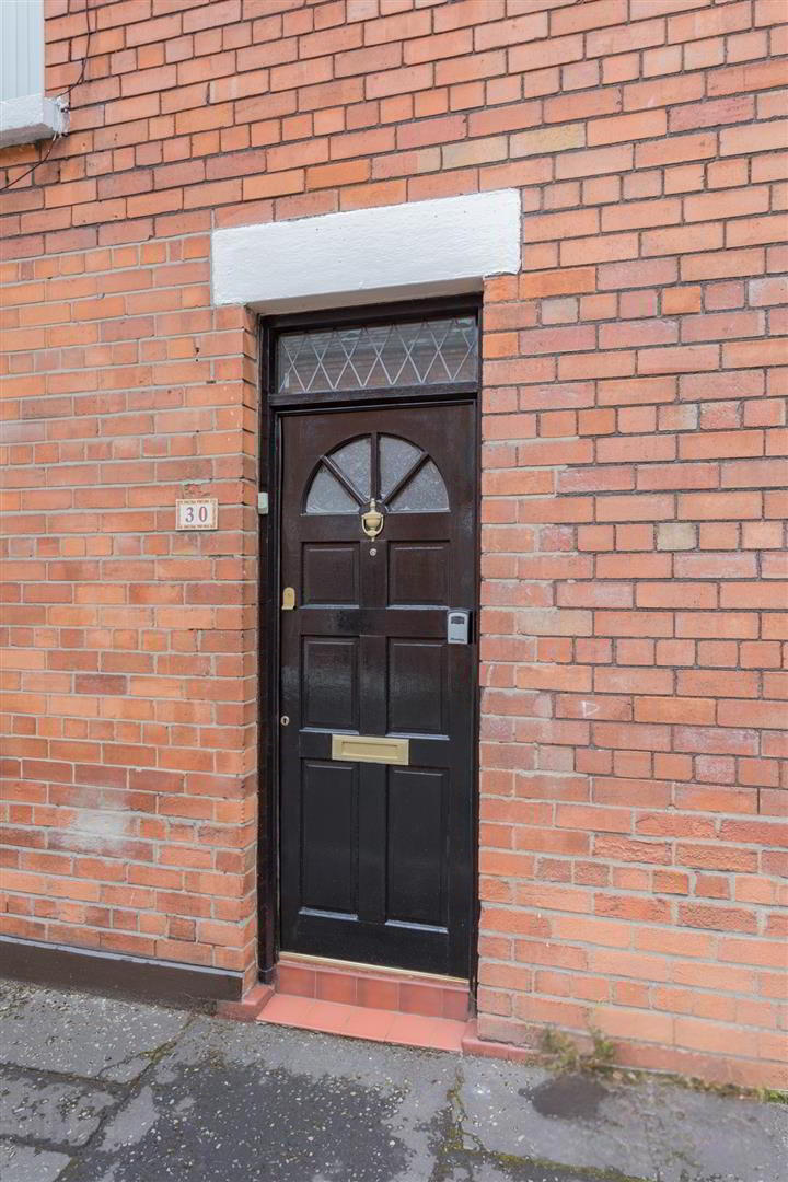 30 Daphne Street 2 of 21