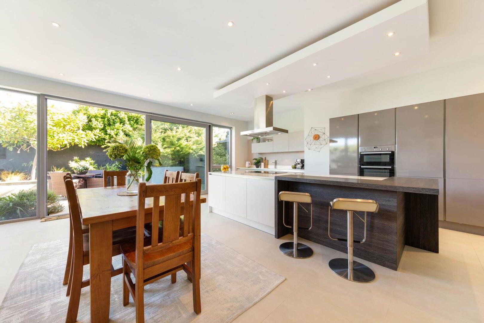 8 Marine Avenue 7 of 30