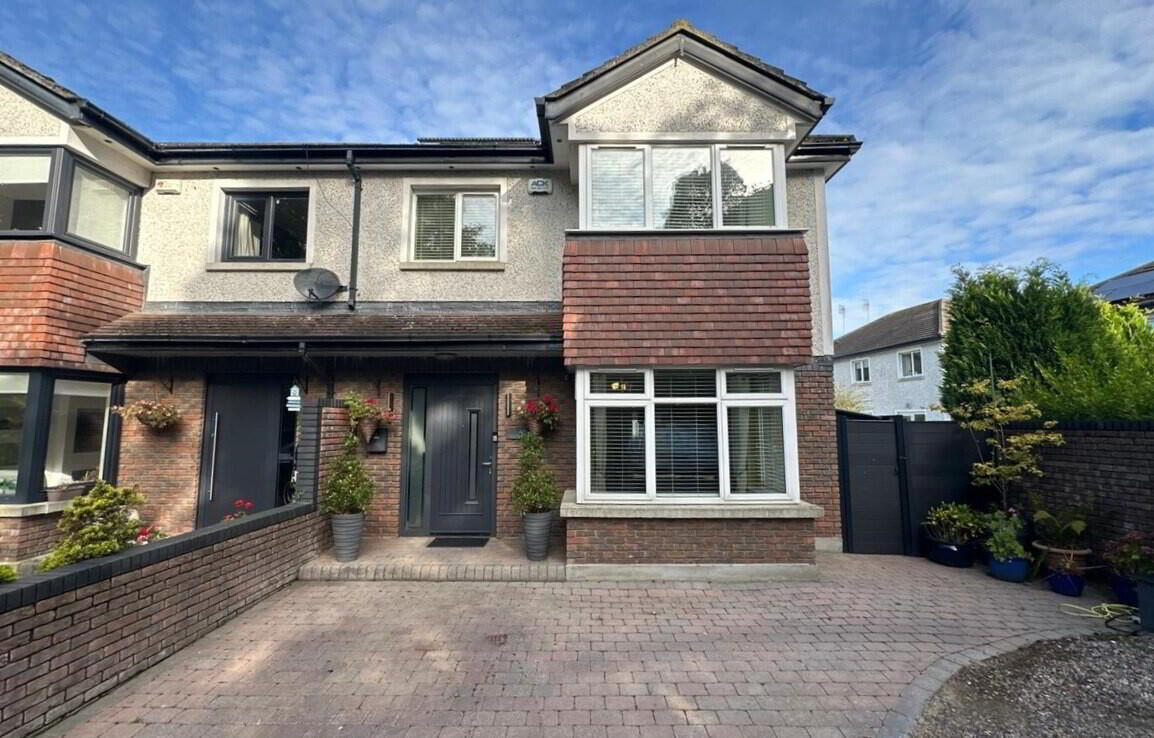 45 Cairnes Court 1 of 35