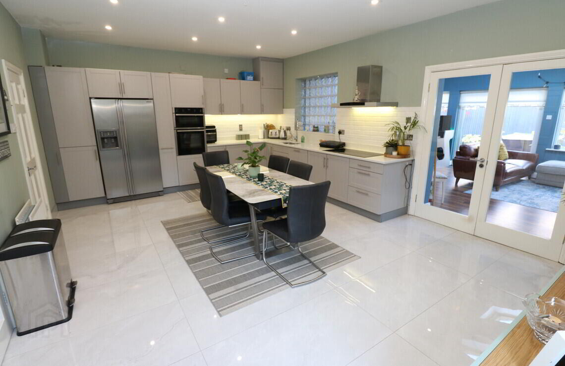 45 Cairnes Court 8 of 35