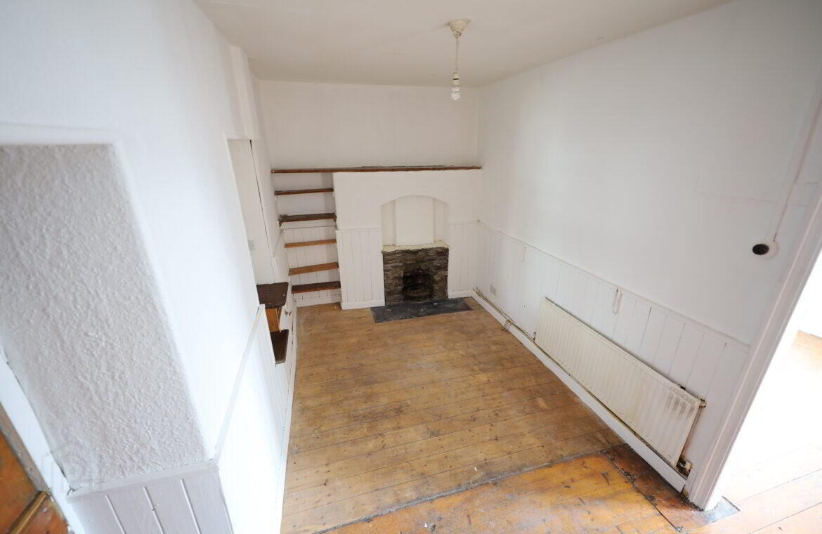 Bloomswood, 3 Seaview Place 4 of 13