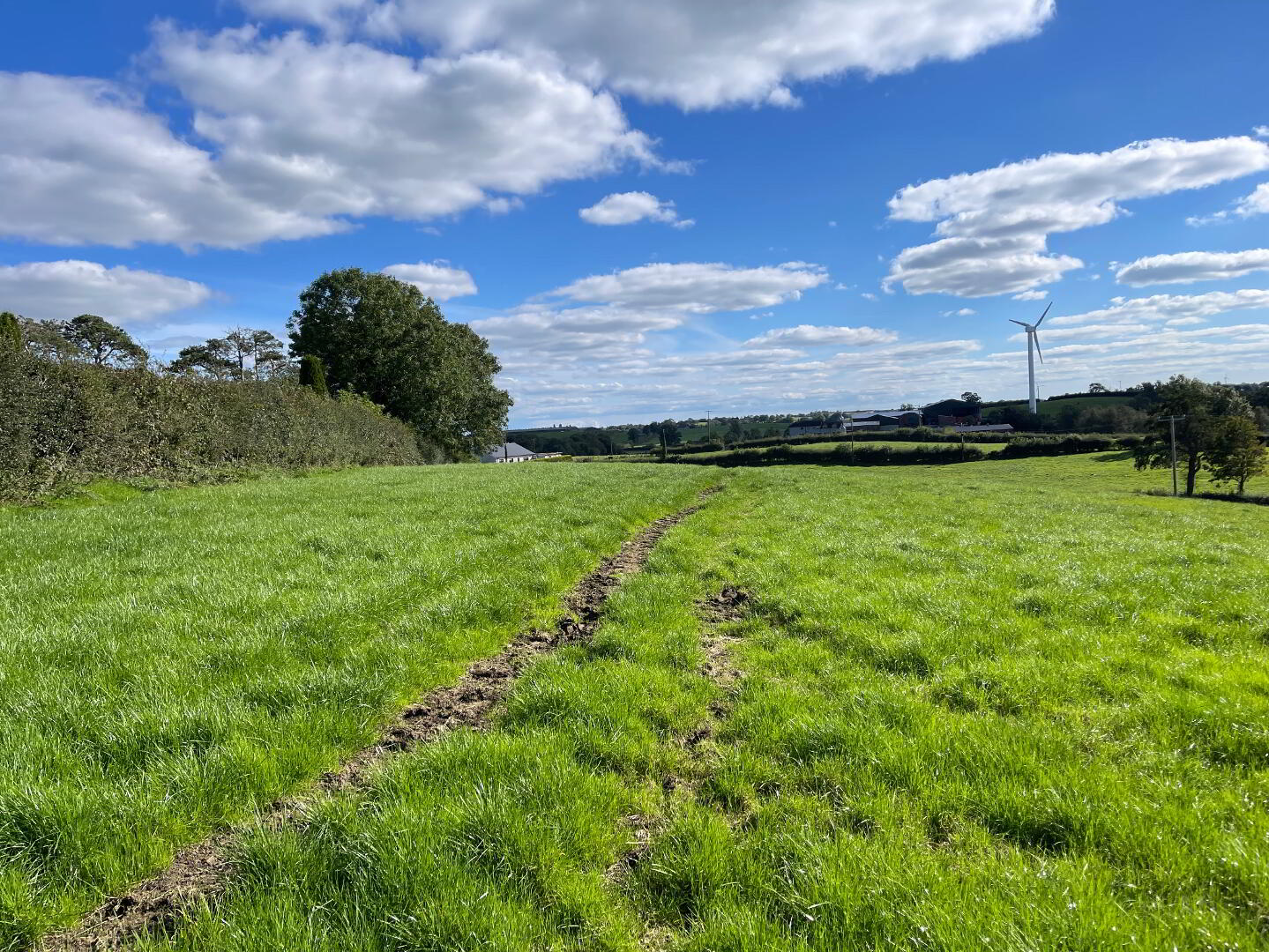 120m East Of 76, Thornhill Road 12 of 22
