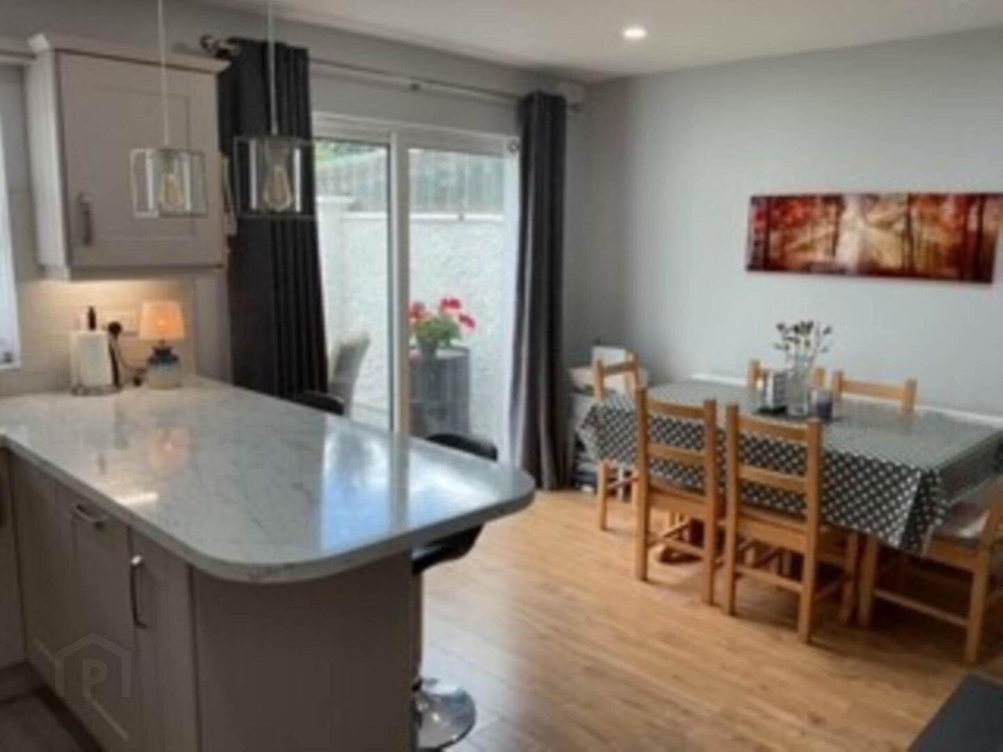 Avalon, 14 Nessan Court 5 of 20