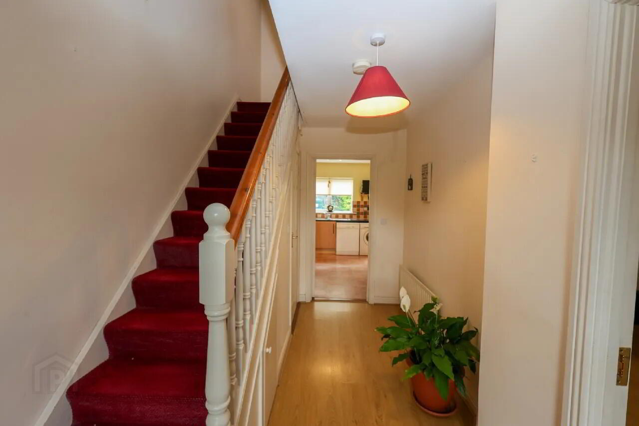 6 Rathgarve Court 4 of 11