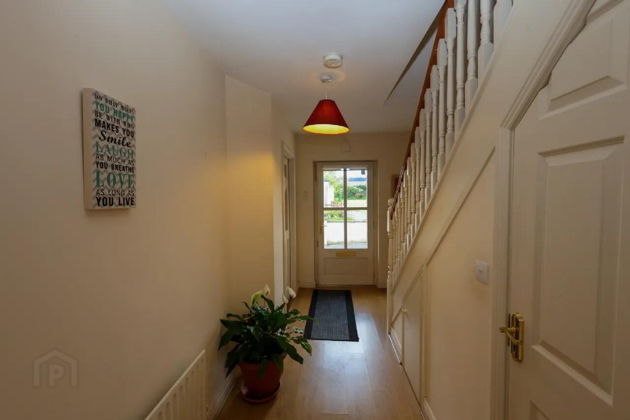 6 Rathgarve Court 6 of 11