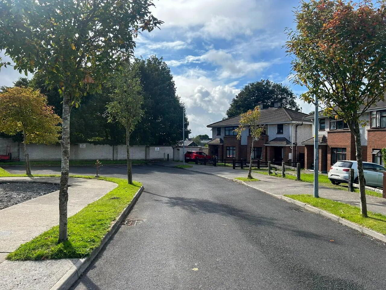 13 Grange Park 6 of 6