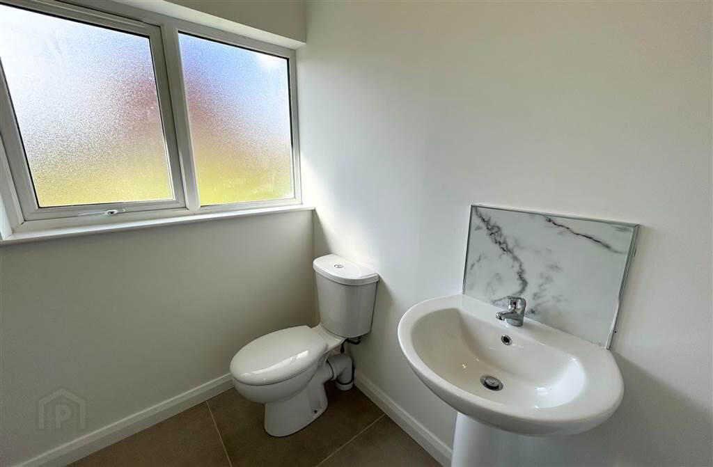 27 Skipperstone Drive 6 of 7