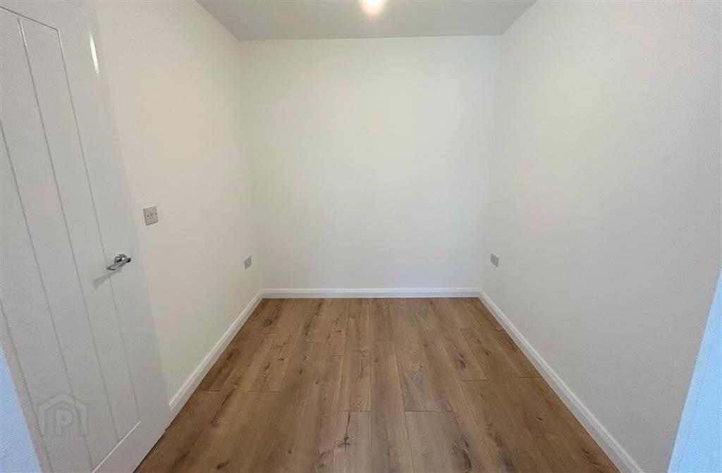 27 Skipperstone Drive 5 of 7