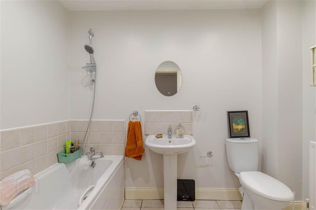 Apt 6 Casement Court, 99 Andersonstown Road 20 of 21