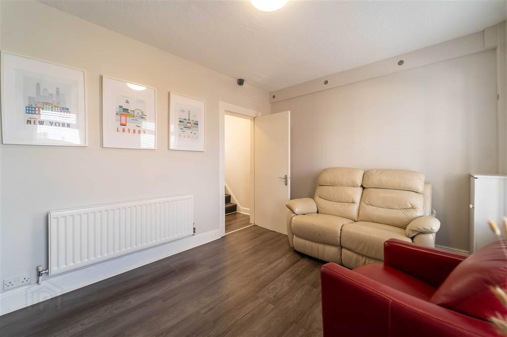 15a King Street 7 of 15