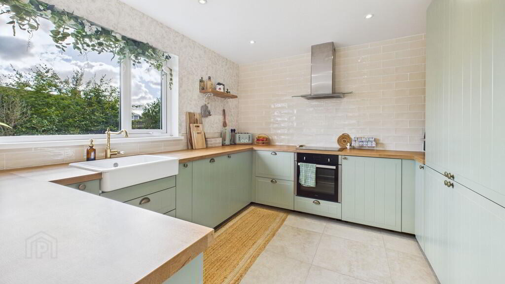 91 Thornleigh Gardens 5 of 24