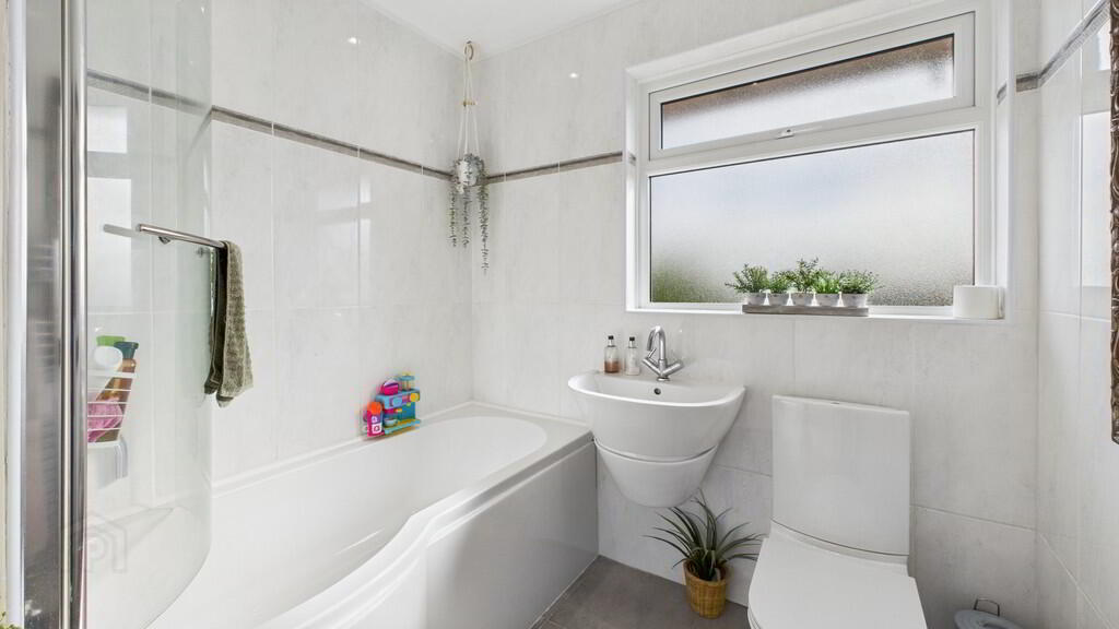 91 Thornleigh Gardens 15 of 24