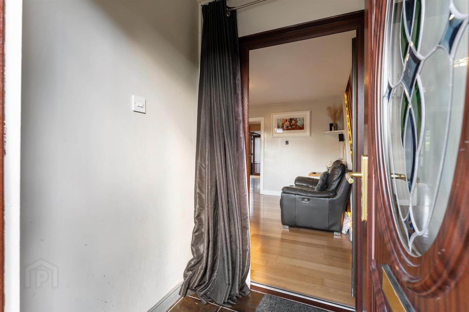 29 Manor Avenue 3 of 27