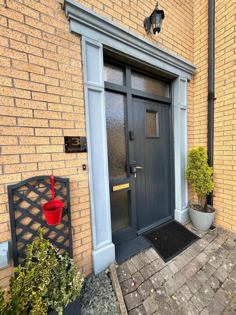 3 Highfield Grove 2 of 23