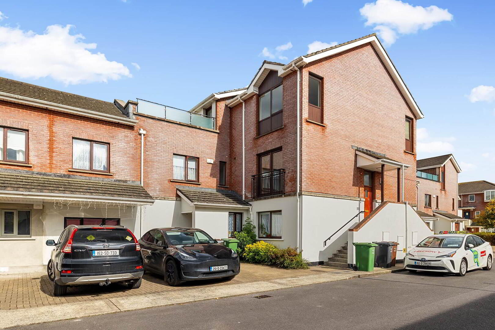 29 Hansted Drive 1 of 21
