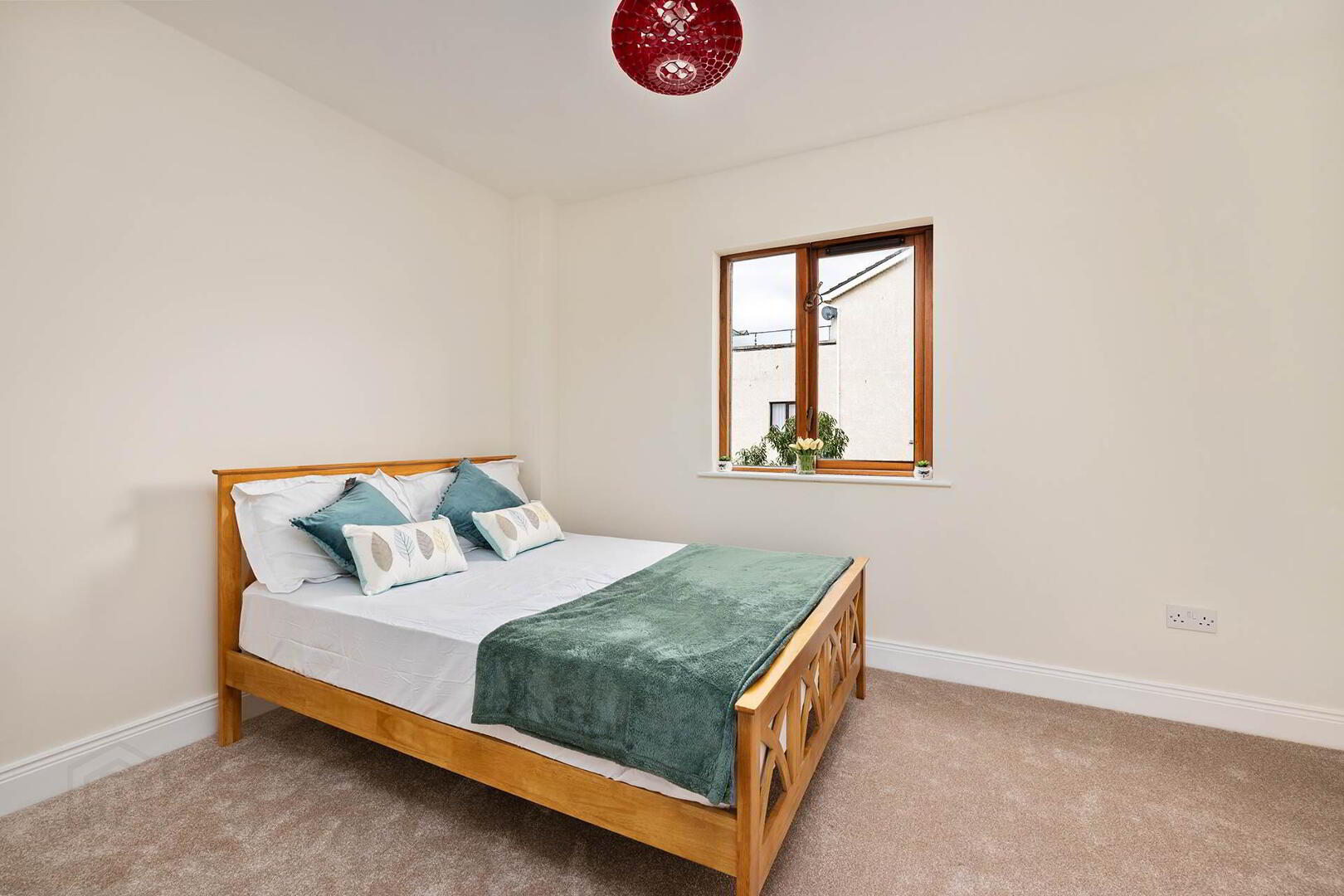 29 Hansted Drive 13 of 21