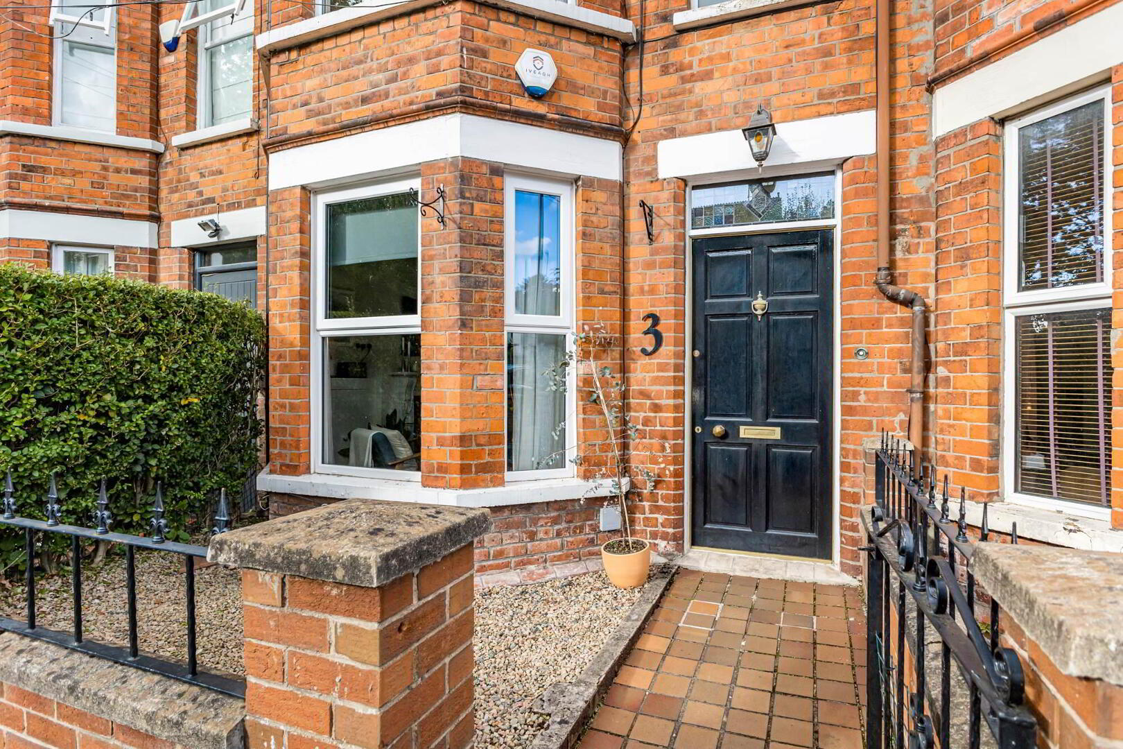 3 Marlborough Park Central 2 of 22