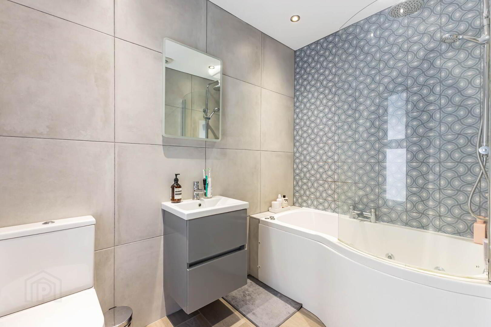 3 Marlborough Park Central 17 of 22
