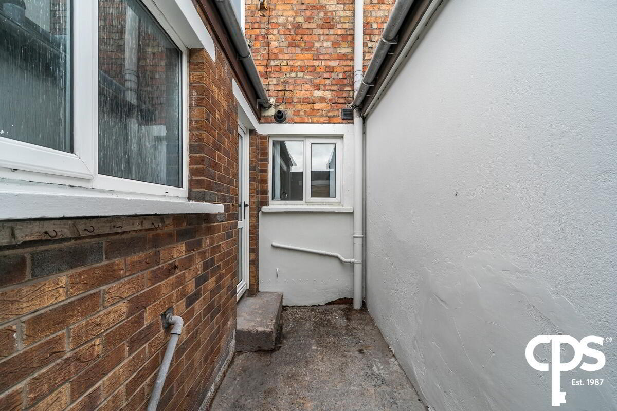 88 Frenchpark Street 14 of 16