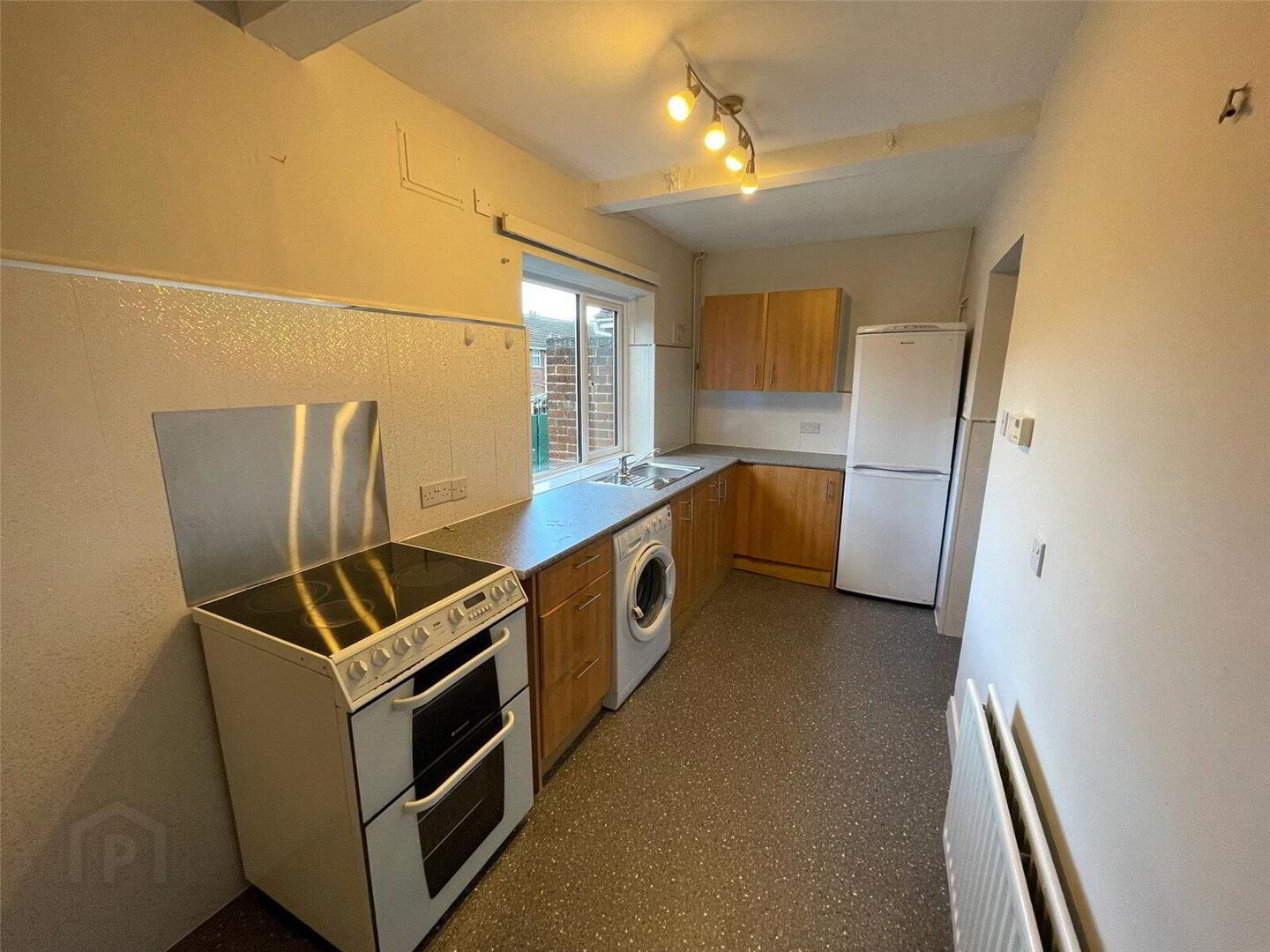 12 Ashford Green 3 of 8
