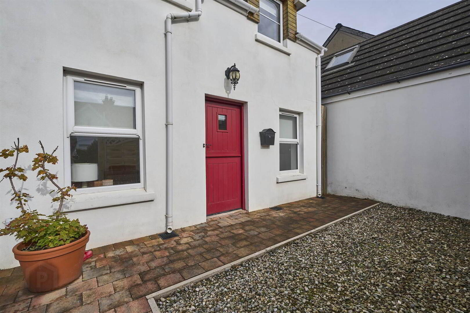 property description image