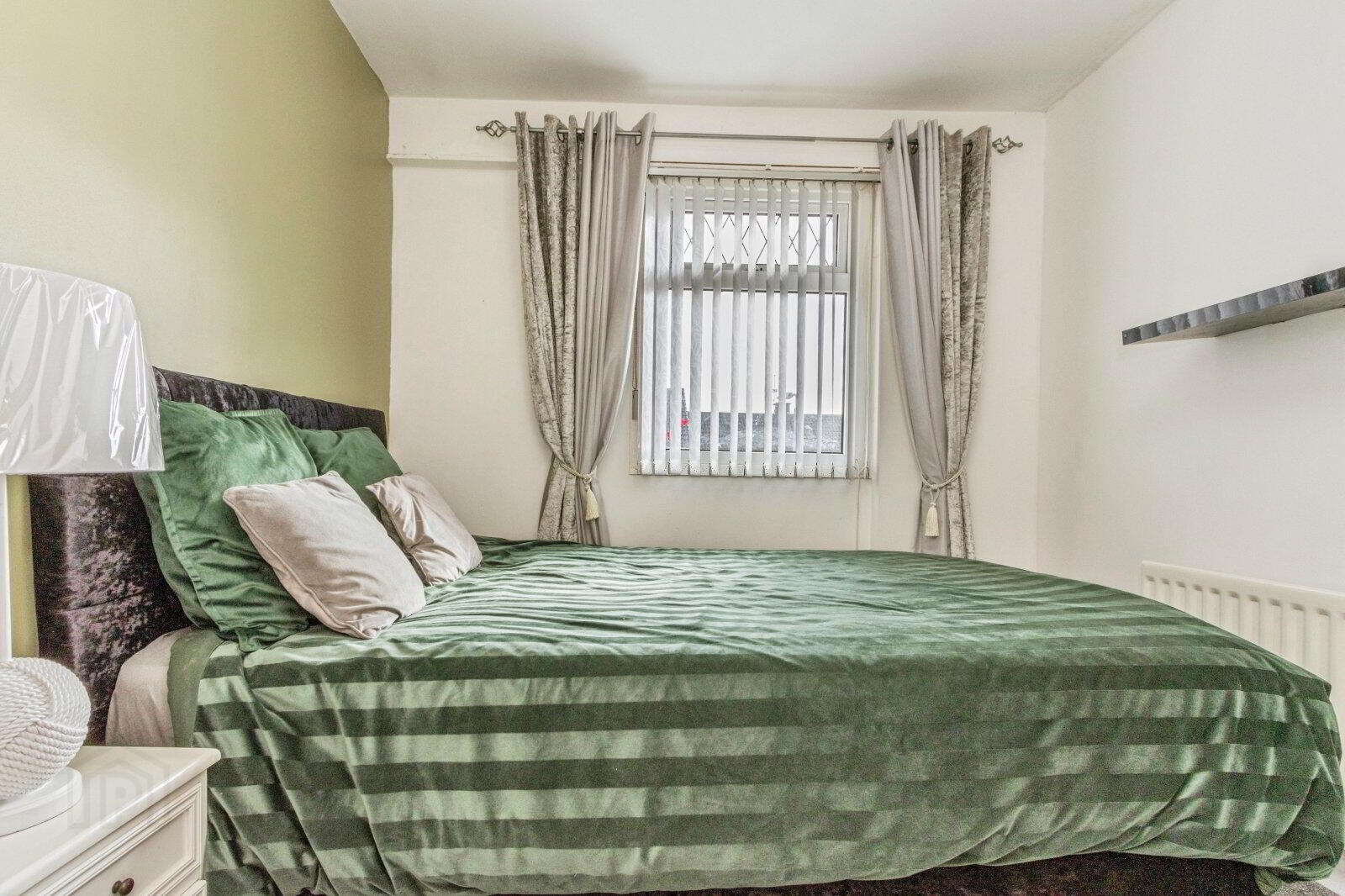 80 Tirowen Drive 9 of 13