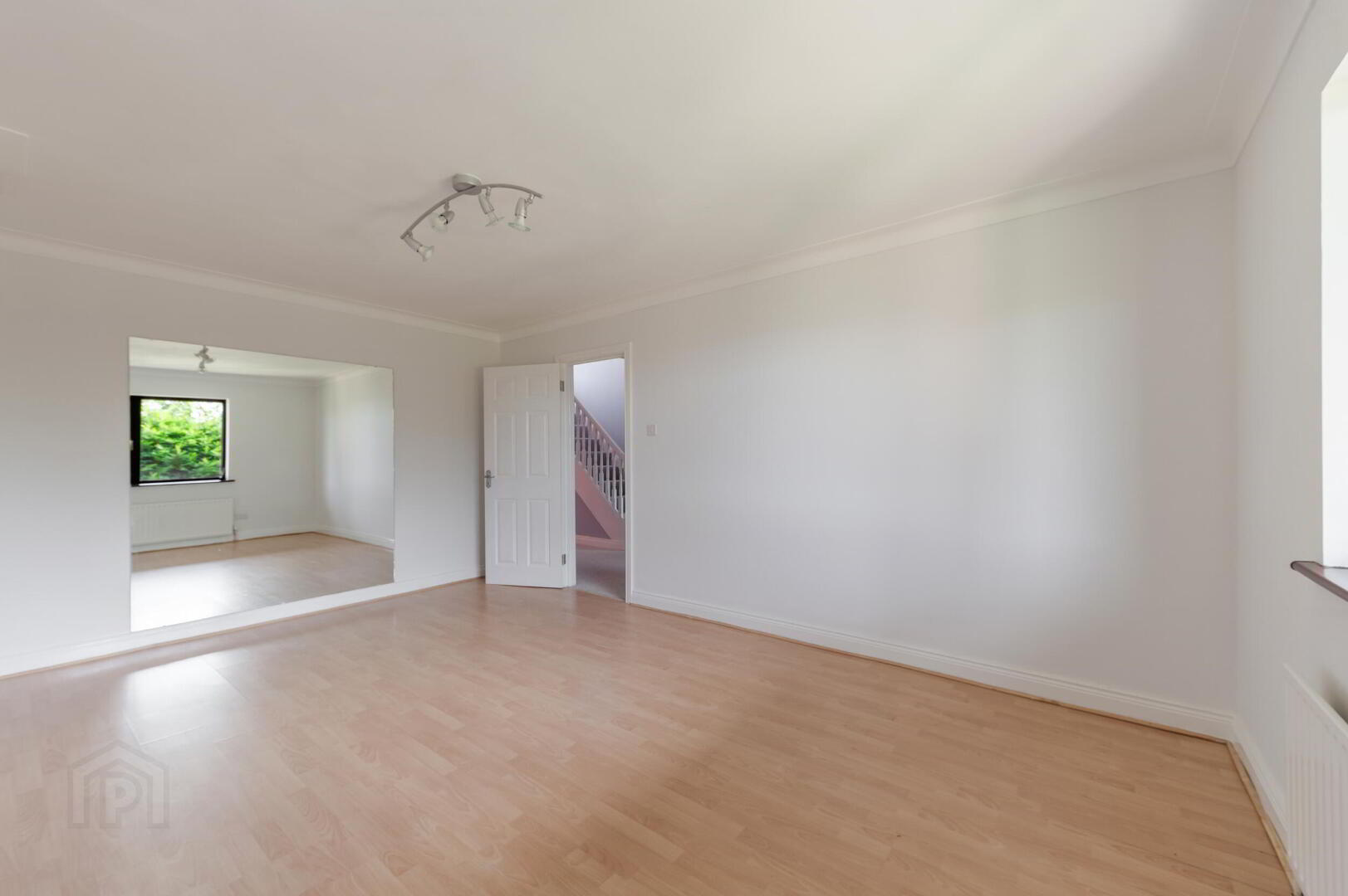 16 Windmill Heights 30 of 46