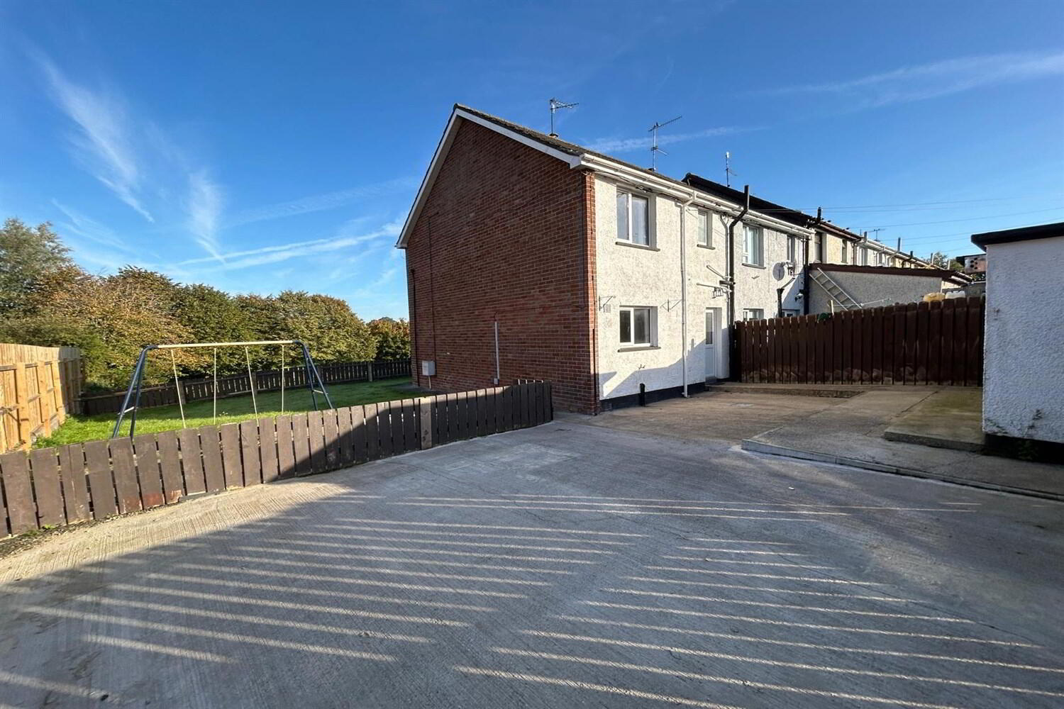24 Hartmore Gardens 3 of 3