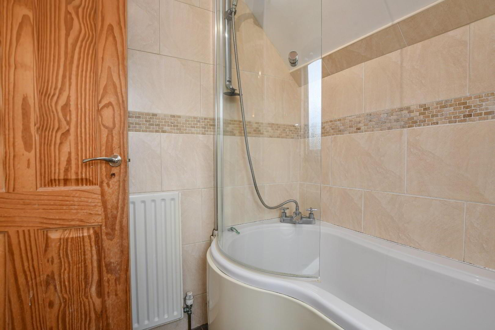 28 Mossvale Avenue 17 of 28