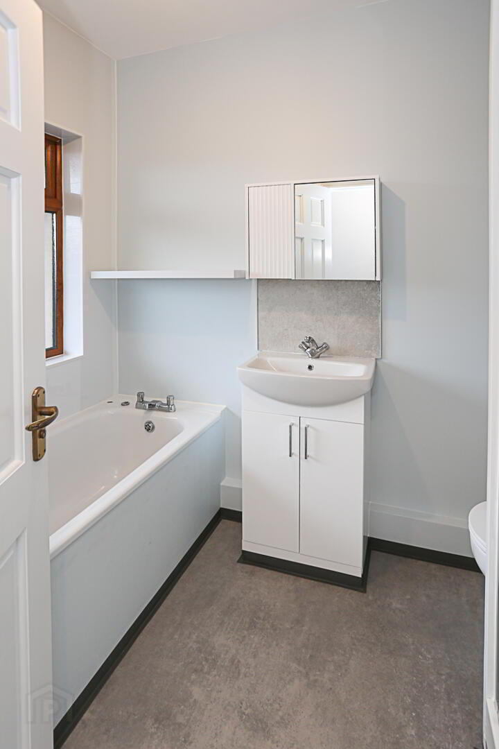 32 Hillview Place 11 of 27