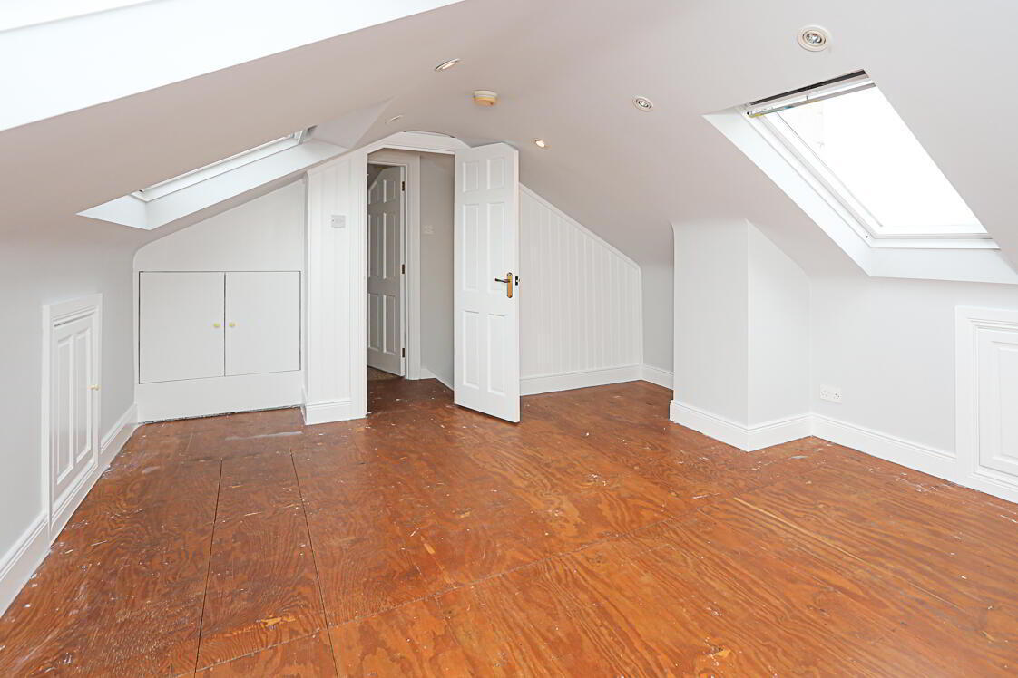 32 Hillview Place 18 of 27