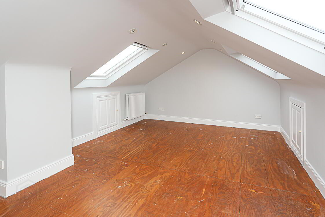 32 Hillview Place 17 of 27