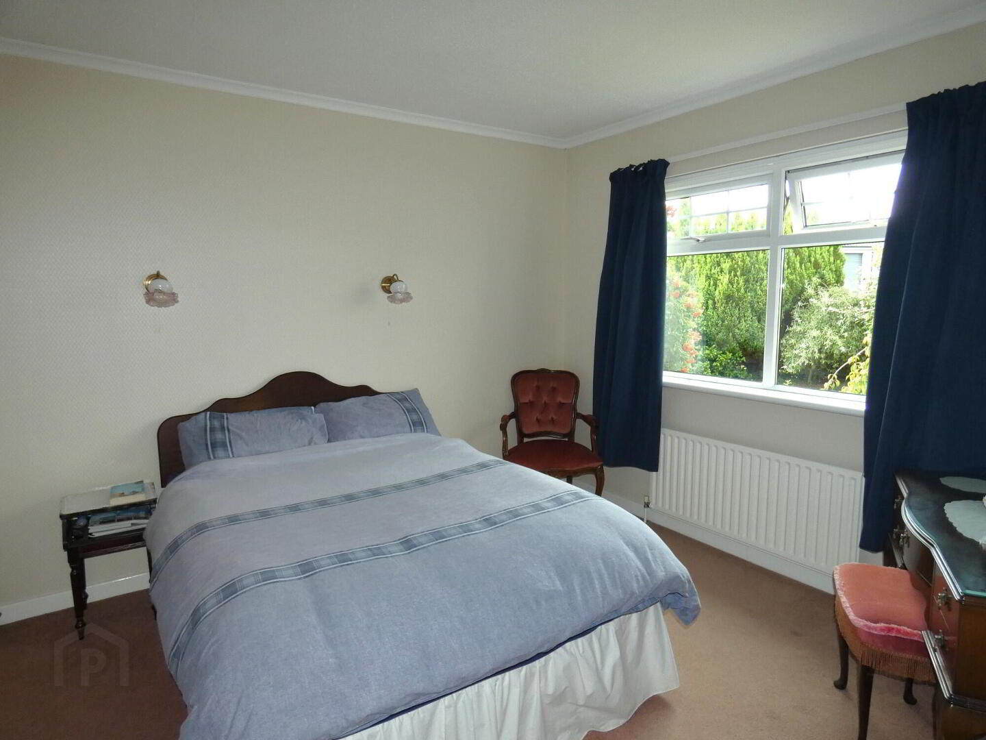 18 Westland Avenue, (Off Semicock Road) 29 of 38