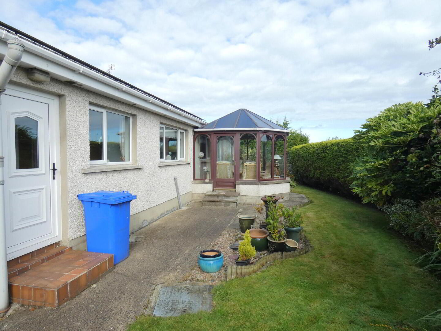18 Westland Avenue, (Off Semicock Road) 34 of 38