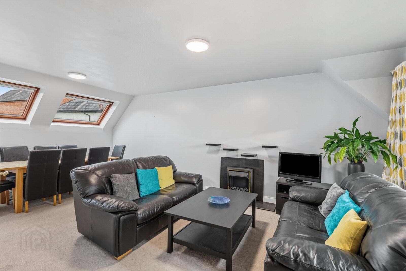 Flat 6 Brent Lodge, 58 Marlborough Park South 5 of 17