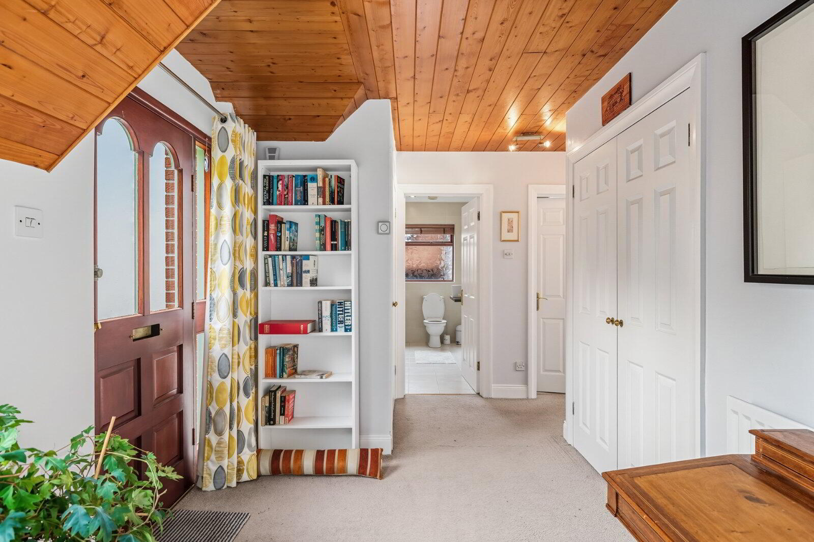 Flat 6 Brent Lodge, 58 Marlborough Park South 10 of 17