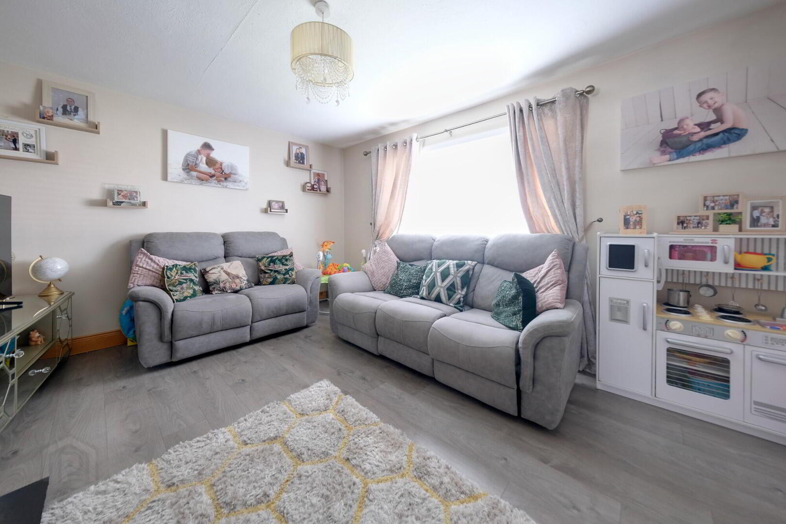 32 Killowen Drive 14 of 25
